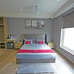 Kryc Luxury Living Near Indraprastha Apollo Hospital